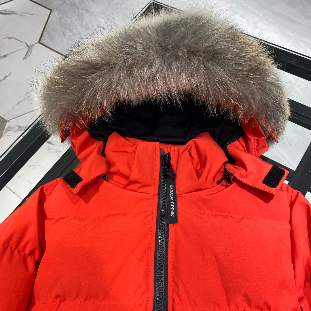 P860 🇨🇦Top original Big Goose 22 parka-red tile display🇨🇦